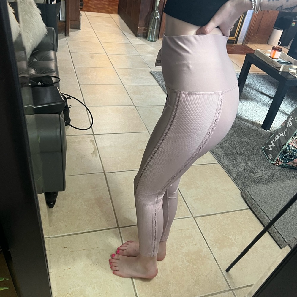 light pink (mauve) gym leggings